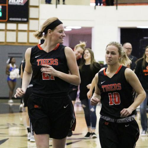 Women's Basketball vs Southeastern