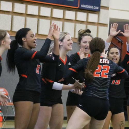 Volleyball vs. Central Oklahoma