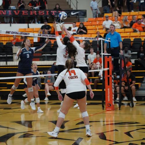 ECU Volleyball vs SWOSU 9.26.24