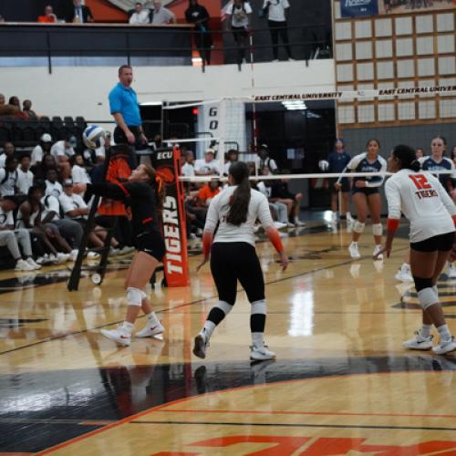 ECU Volleyball vs SWOSU 9.26.24