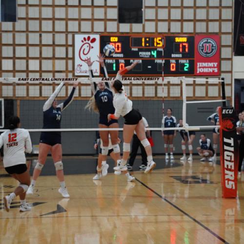 ECU Volleyball vs SWOSU 9.26.24