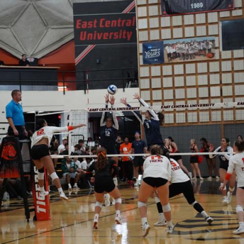 ECU Volleyball vs SWOSU 9.26.24