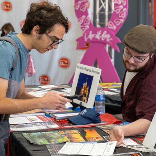 Students at Go Global Fair.