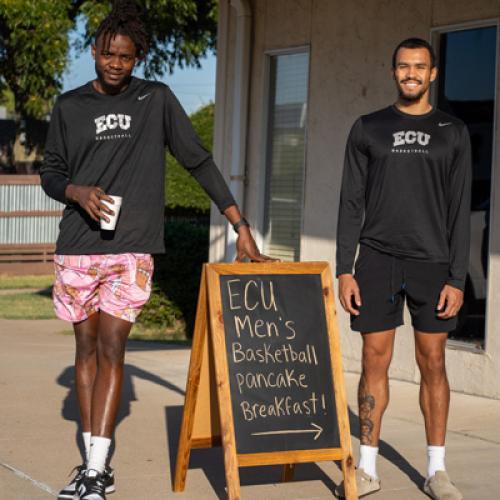 Men's Basketball Pancake Breakfast 