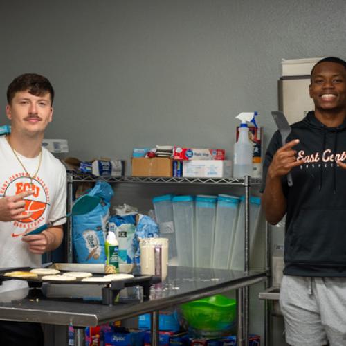 Men's Basketball Pancake Breakfast 