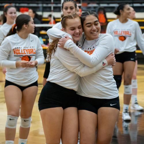 Volleyballl vs SNU Senior Night