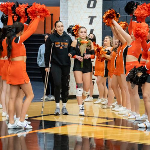 Volleyballl vs SNU Senior Night