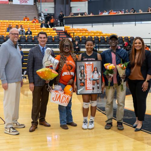 Volleyballl vs SNU Senior Night