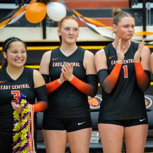 Volleyballl vs SNU Senior Night