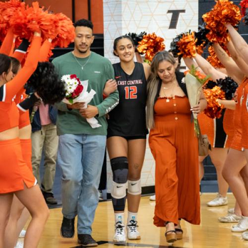 Volleyballl vs SNU Senior Night