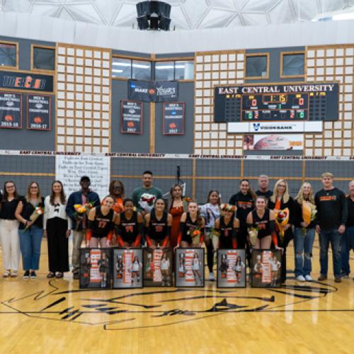 Volleyballl vs SNU Senior Night