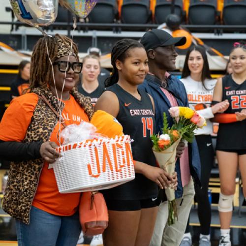 Volleyballl vs SNU Senior Night