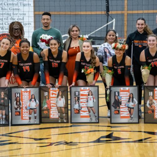 Volleyballl vs SNU Senior Night