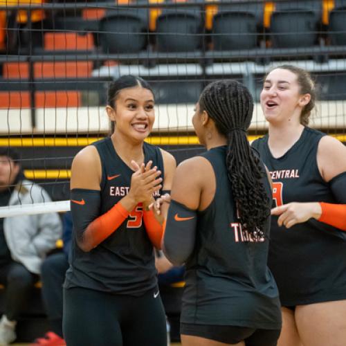 Volleyballl vs SNU Senior Night