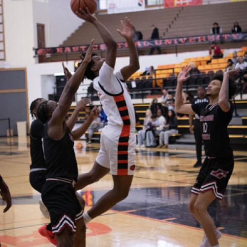 Men's Basketball VS Henderson State 