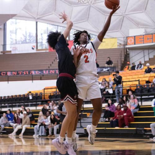 Men's Basketball VS Henderson State 